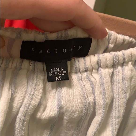 Off the shoulder blouse - Picture 2 of 3